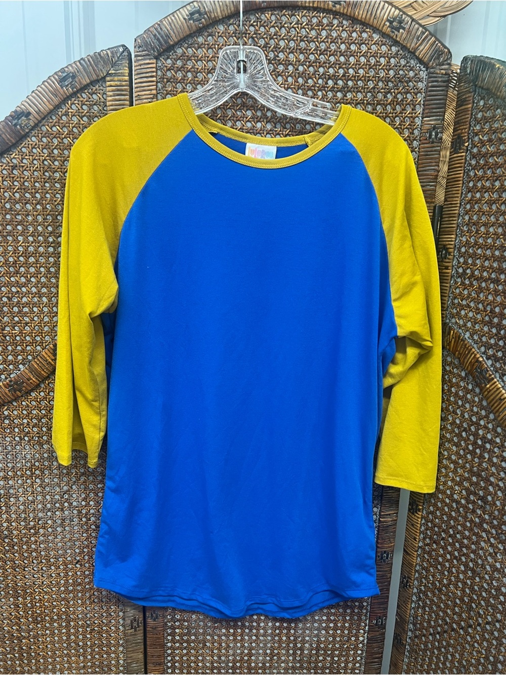 Lularoe top large blue yellow shirt